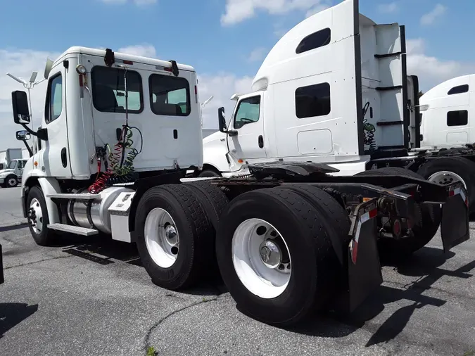 2018 FREIGHTLINER/MERCEDES CASCADIA 113