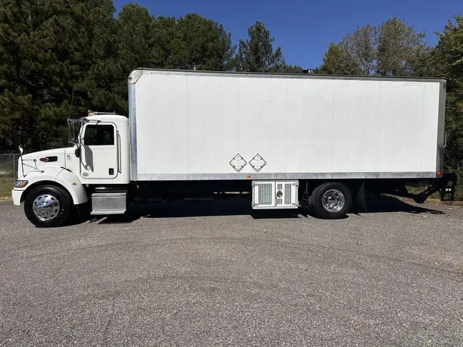 2017 Peterbilt 337