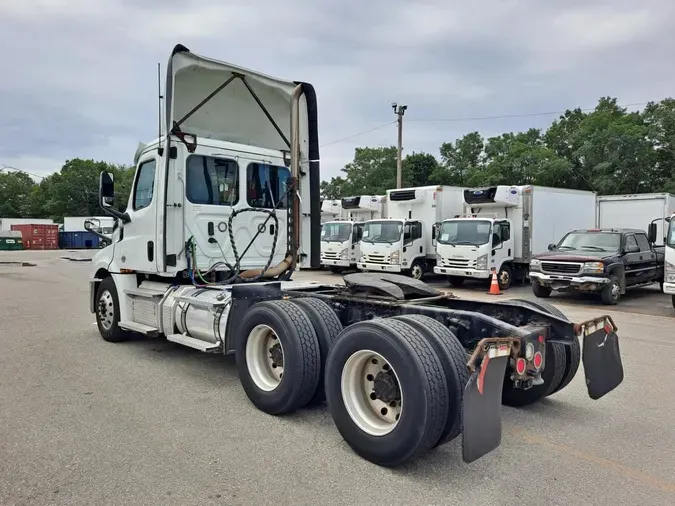 2020 FREIGHTLINER/MERCEDES NEW CASCADIA PX12664