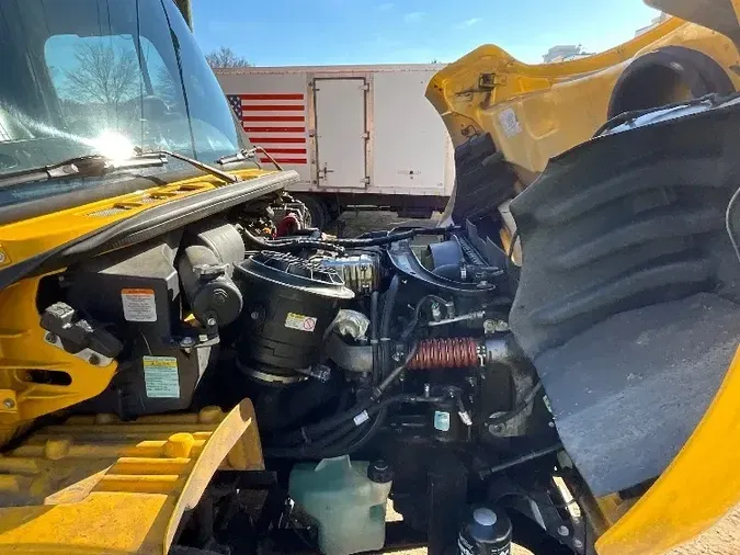 2018 Freightliner M2