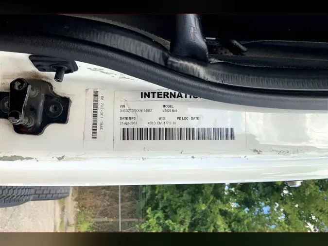 2019 INT LT625 6x4