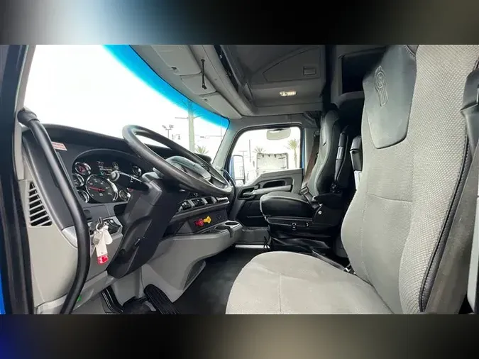 2021 KENWORTH T680