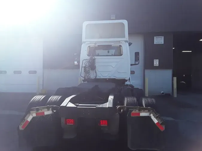 2018 NAVISTAR INTERNATIONAL LT625 DAYCAB T/A33109f2cc48cdd0bd077114d4f69531f