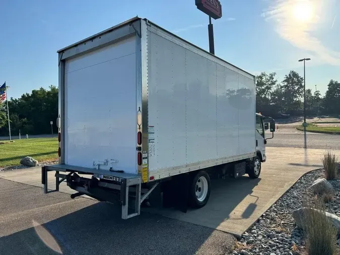 2022 Isuzu NPR-XD