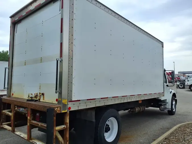 2019 FREIGHTLINER M2 106