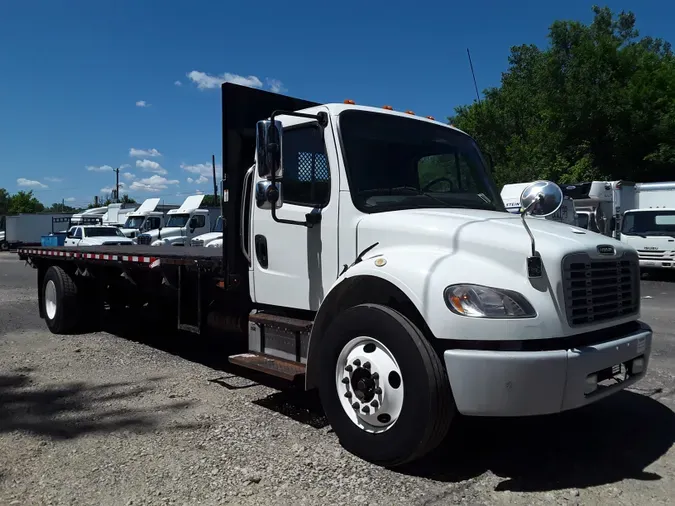 2015 FREIGHTLINER/MERCEDES M2 106