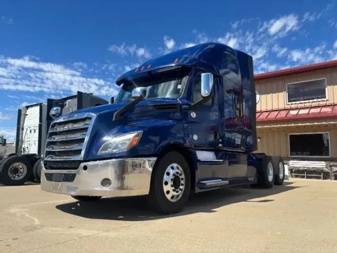 2020 Freightliner Cascadia 126331c8d5406f1fbdab0098cabec873465