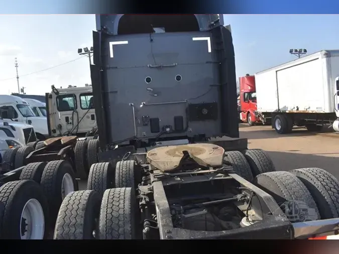 2018 PETERBILT 579