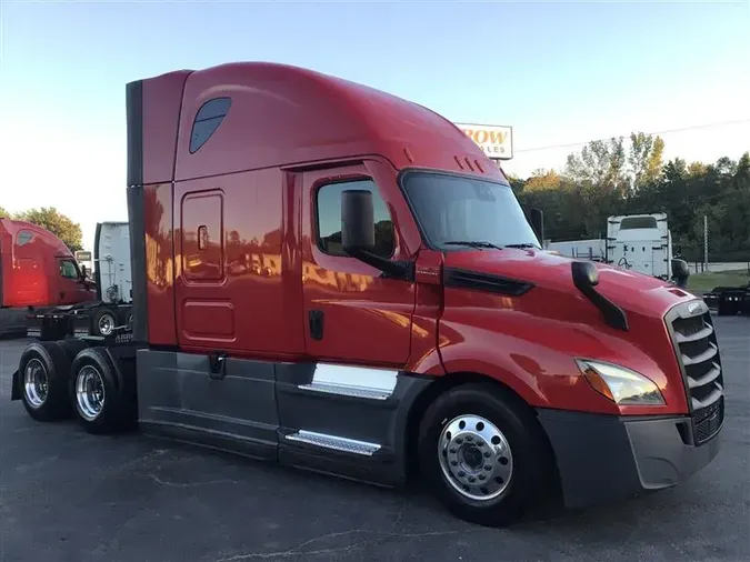 2020 FREIGHTLINER CASCADIA