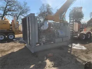 2005 MAGNA MAX 572RSL4027