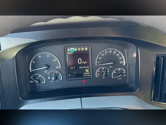 2022 FREIGHTLINER CA126