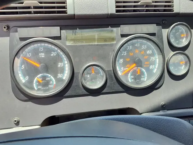 2020 FREIGHTLINER CASCADIA 125