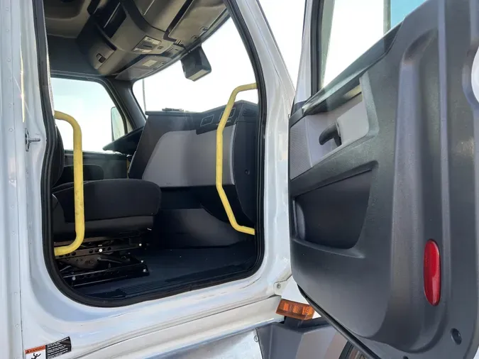 2021 Freightliner Cascadia