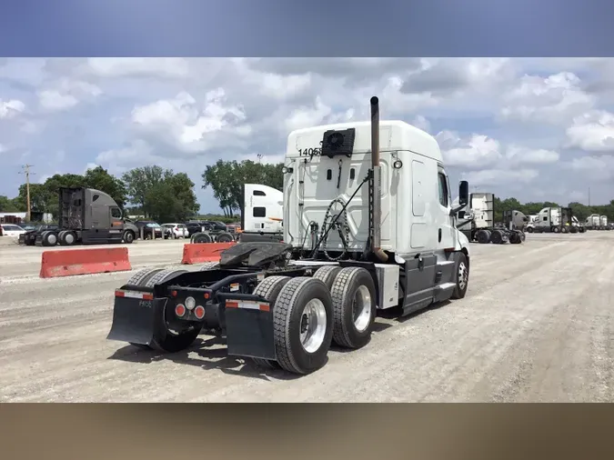 2022 Freightliner Cascadia 126332cb551422e46d9994599e9fcb949ad