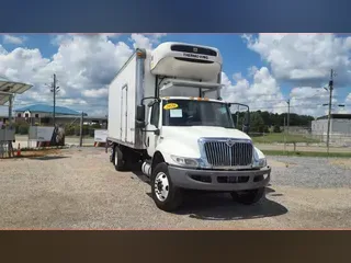 2020 NAVISTAR INTERNATIONAL MV607 (4X2)