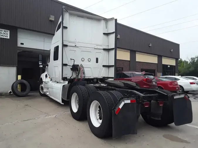 2020 NAVISTAR INTERNATIONAL LT625 SLPR CAB