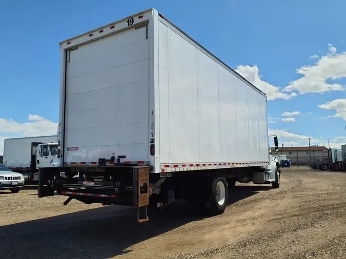 2018 FREIGHTLINER M2 106