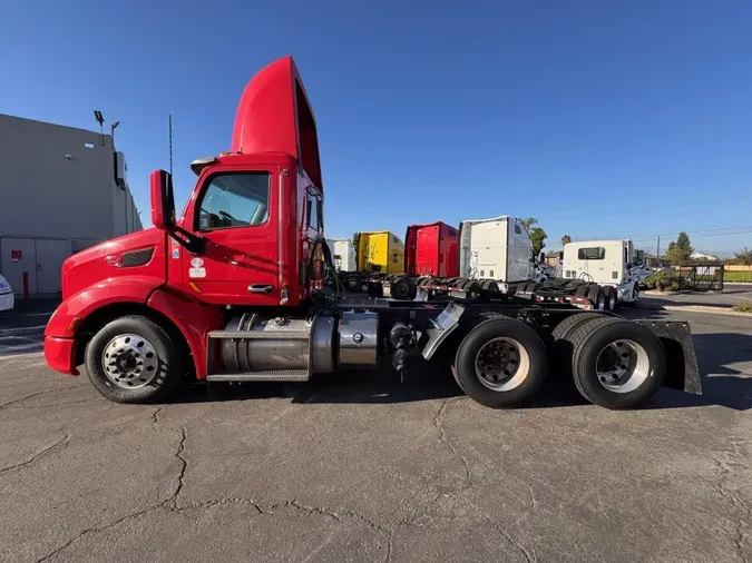 2020 Peterbilt 579