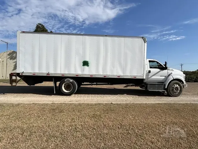 2017 FORD F750 XL