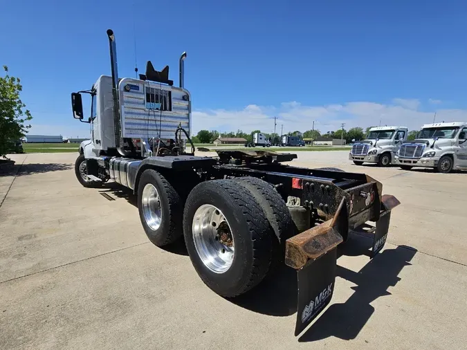 2023 VOLVO VHD64FT3003339627be54dab974b2e1a0055f88954
