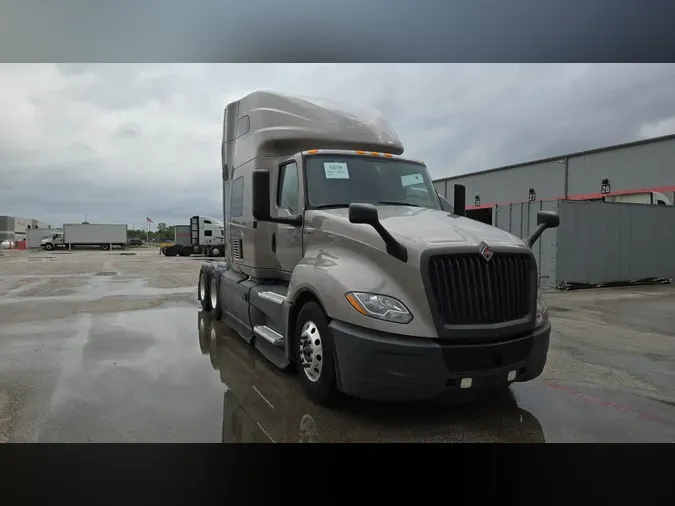 2022 International LT333a71b3ab28307ee2579820e8fef2a8