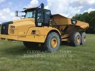 2018 CATERPILLAR 745