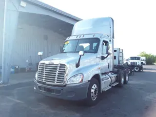 2016 FREIGHTLINER/MERCEDES CASCADIA 125