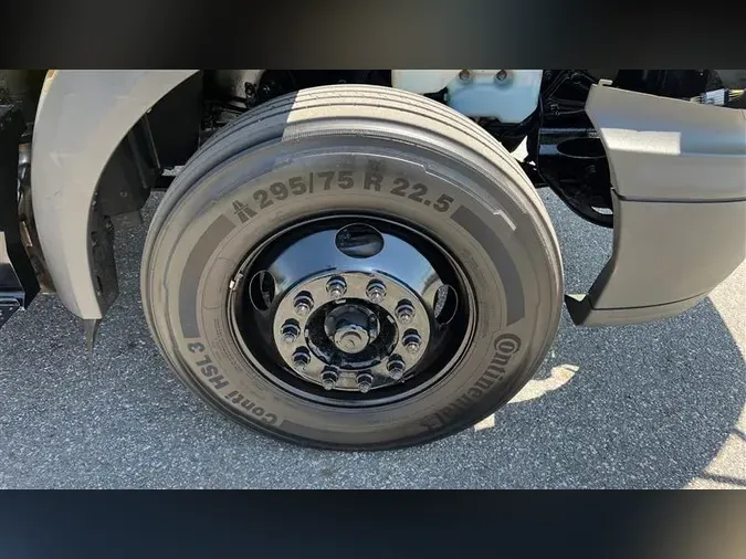 2018 INTERNATIONAL RH613