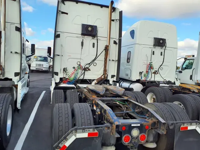 2020 FREIGHTLINER/MERCEDES NEW CASCADIA PX12664