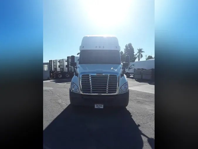 2019 FREIGHTLINER/MERCEDES CASCADIA 12533428801b4cb18ae83be9da3cb5e91b7