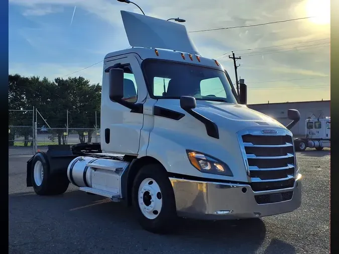 2020 FREIGHTLINER/MERCEDES NEW CASCADIA 1163343693137de3f136daa333c154cc7b1
