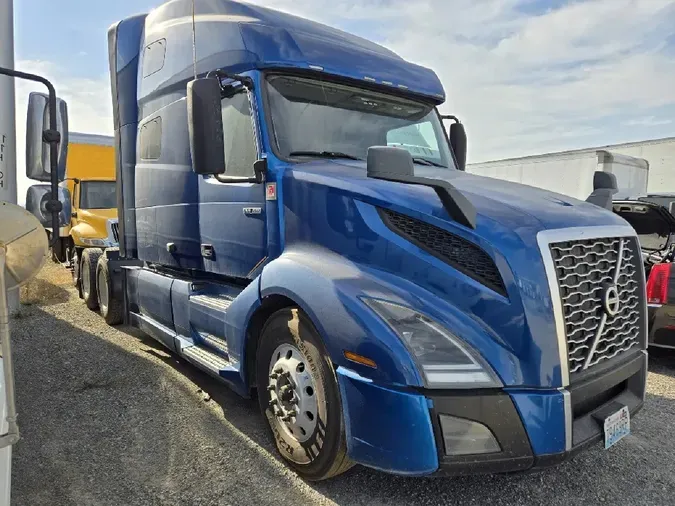 2020 VOLVO VNL64T760