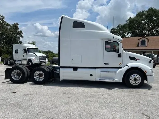 2022 Peterbilt 579