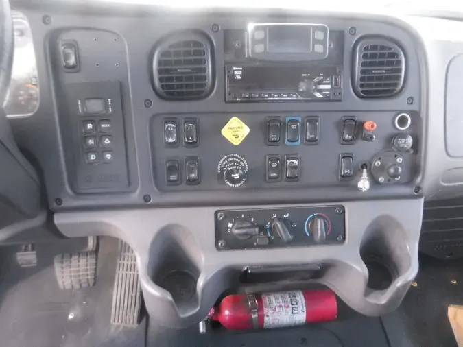 2019 FREIGHTLINER/MERCEDES M2 106