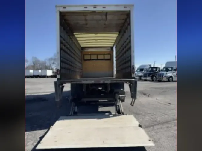 2020 FREIGHTLINER/MERCEDES M2 106