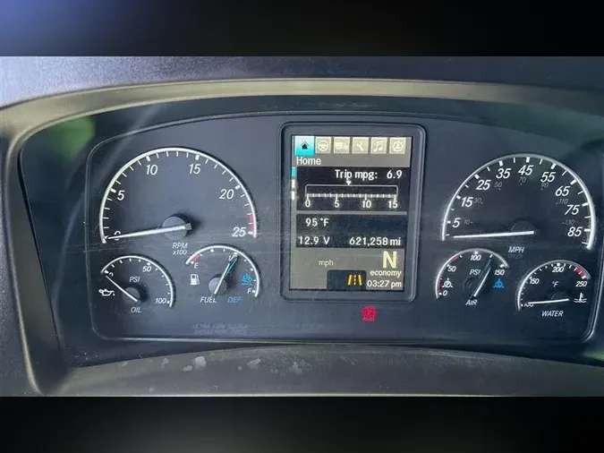 2020 FREIGHTLINER CA116