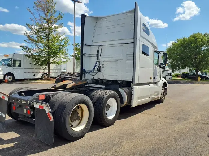 2019 VOLVO VNL64T-760