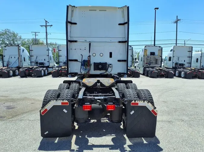 2019 NAVISTAR INTERNATIONAL LT625 SLPR CAB