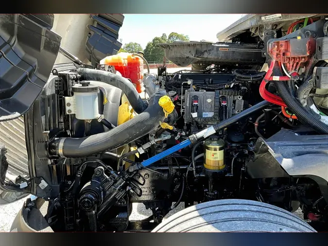 2022 INT LT625 6x4