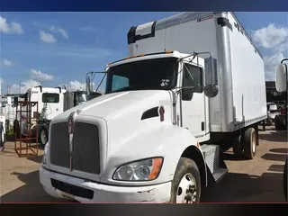 2013 KENWORTH T270