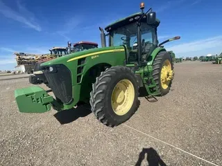 2010 John Deere 8225R
