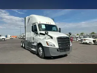 2021 Freightliner Cascadia