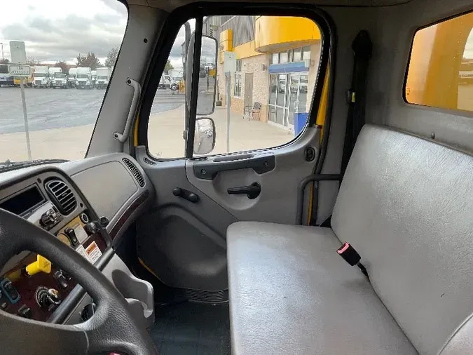 2018 Freightliner M2