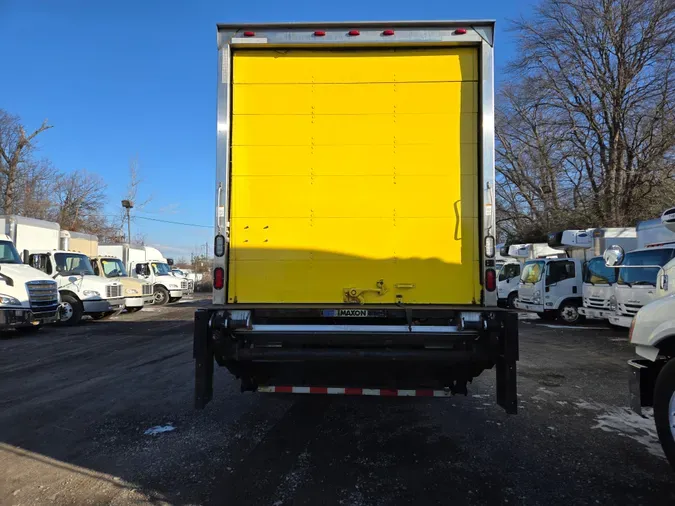 2018 FREIGHTLINER/MERCEDES M2 106