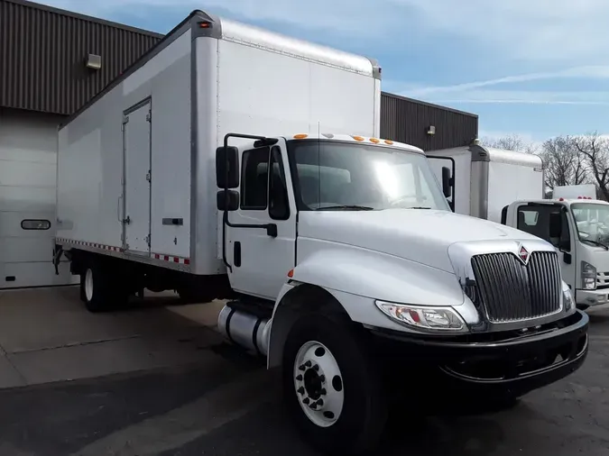 2019 NAVISTAR INTERNATIONAL 4300