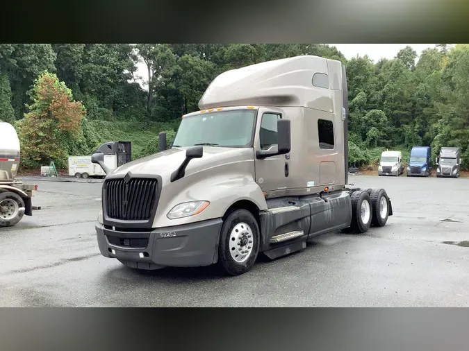 2022 International LT337a5fd88b61dd2e52f59ec5f7b86527