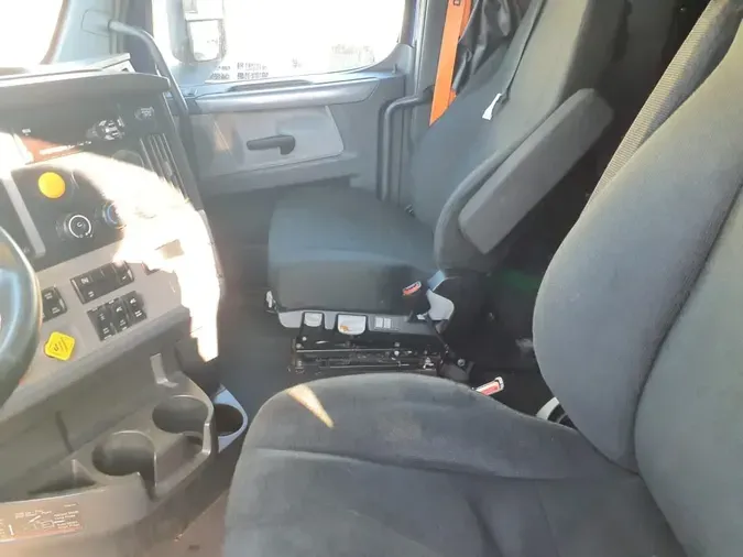 2020 FREIGHTLINER/MERCEDES NEW CASCADIA PX12664