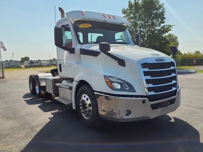 2020 FREIGHTLINER/MERCEDES NEW CASCADIA PX126643386008137baf0853a61b6d69b53f4ed