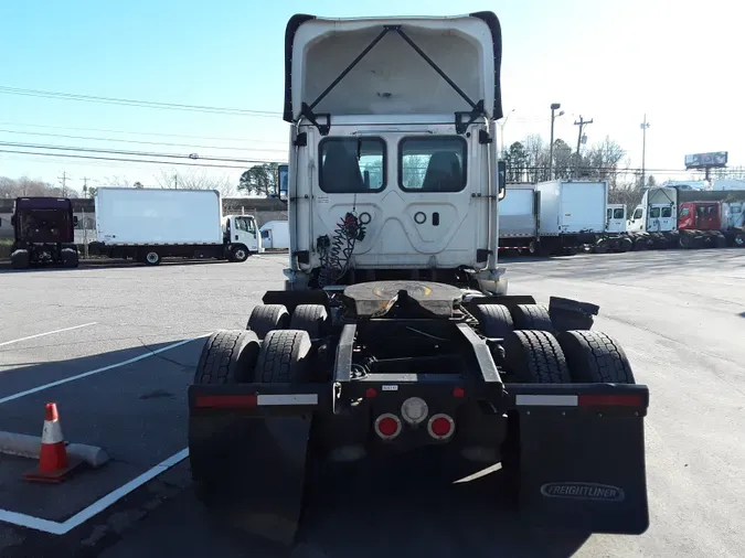 2019 FREIGHTLINER/MERCEDES NEW CASCADIA PX12664