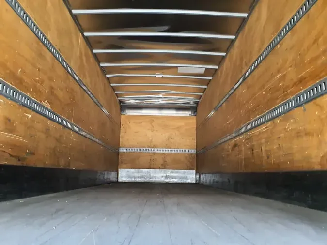 2020 FREIGHTLINER/MERCEDES M2 106